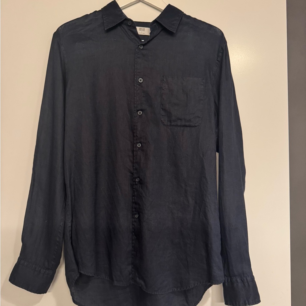 Uniqlo Men's Navy Blue linen Button-Up Shirt
